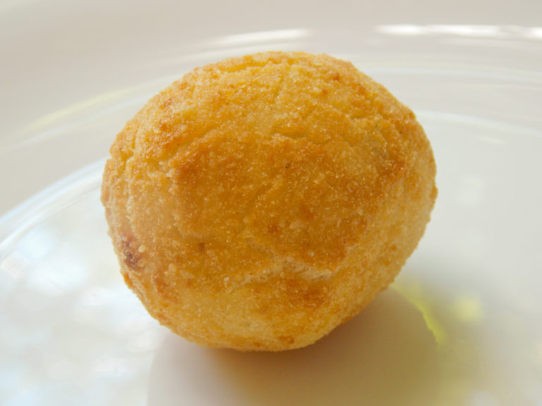 Croquete de queijo